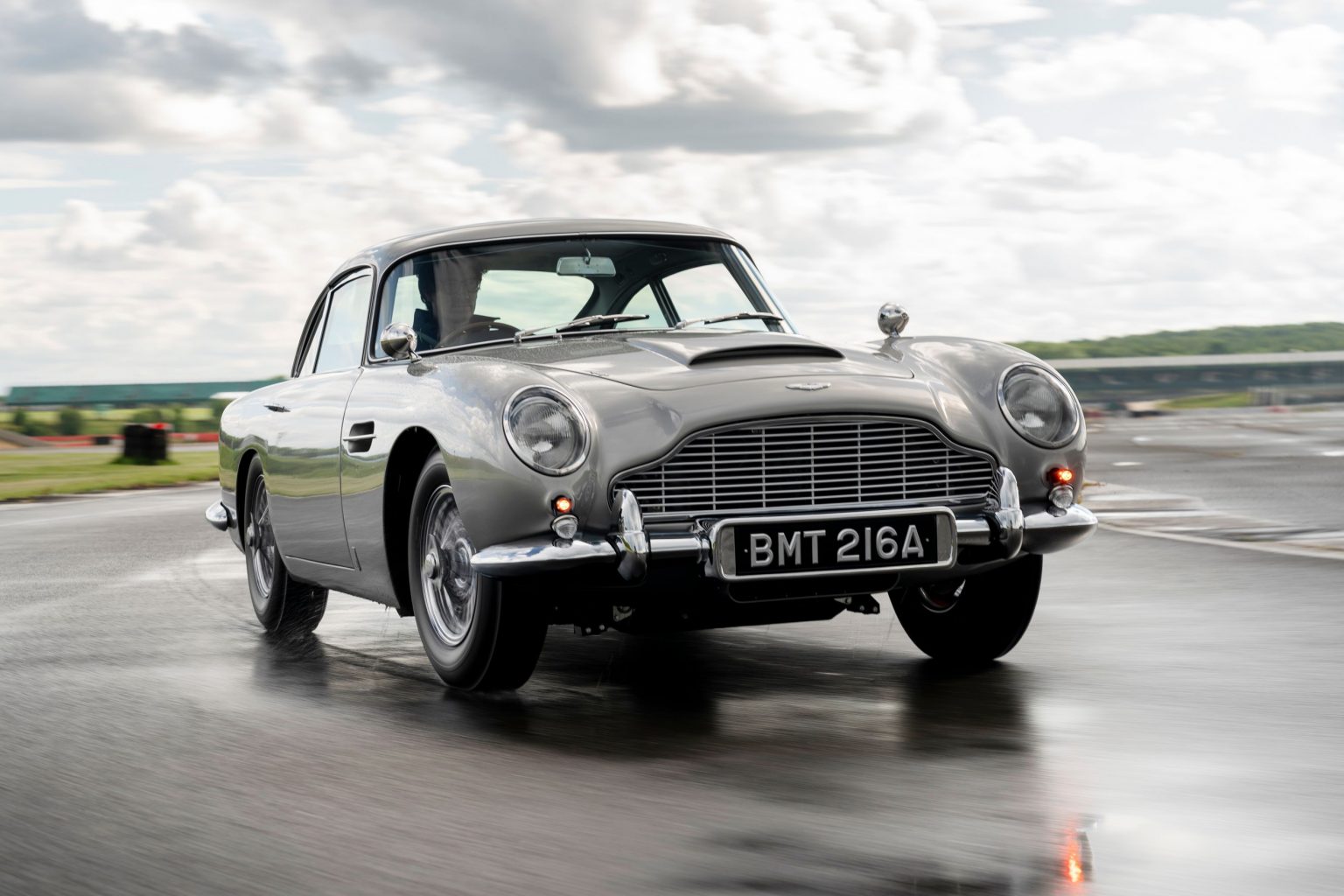 bburago aston martin db5